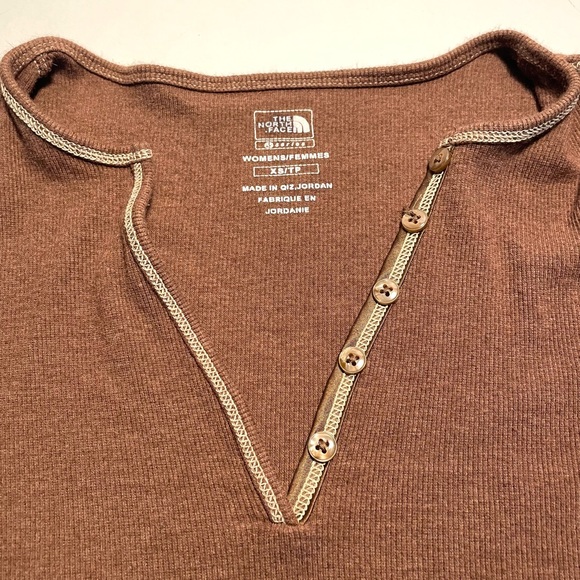 The North Face thermal shirt XS - Picture 4 of 8